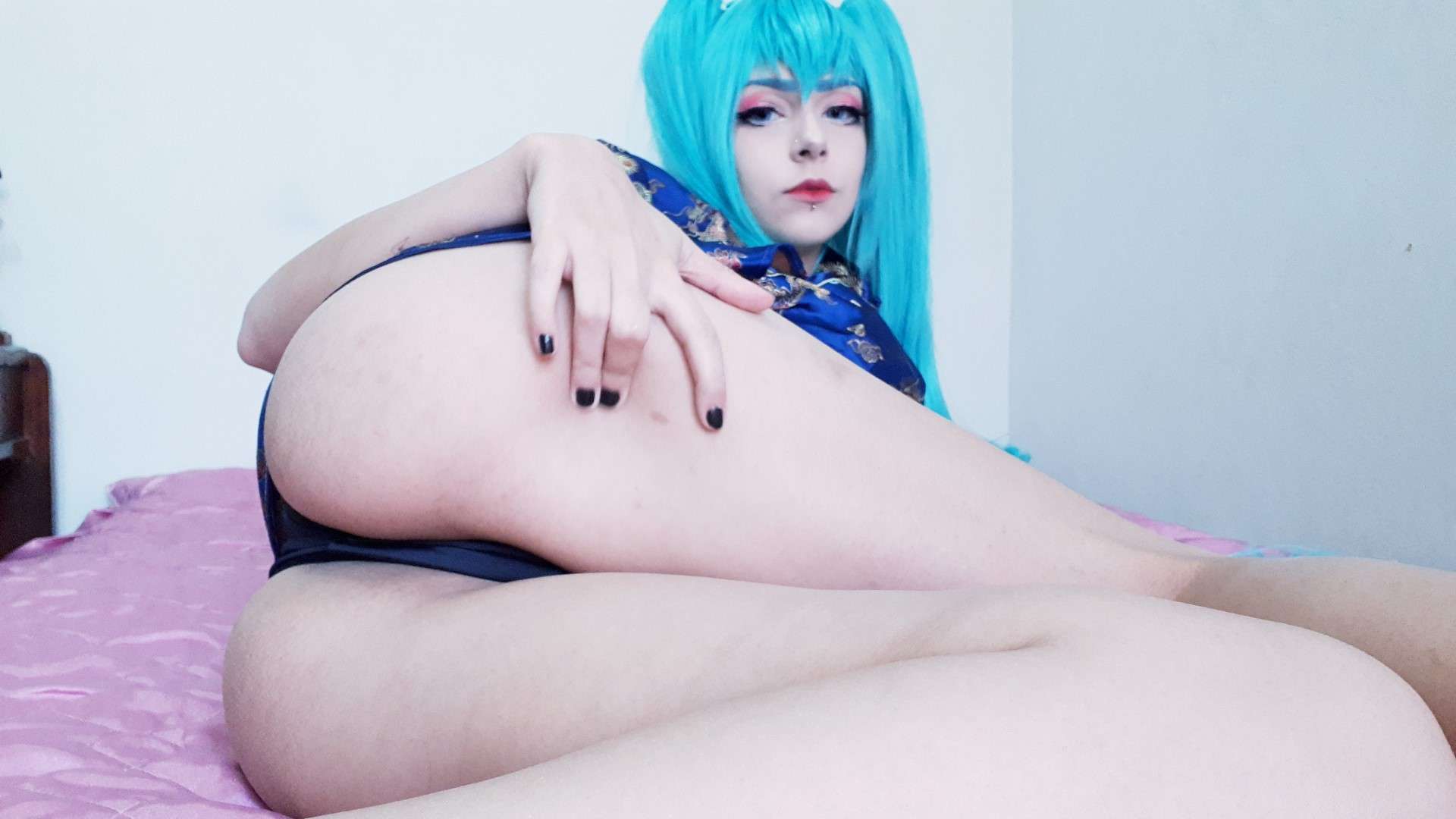 Alinorac Nude