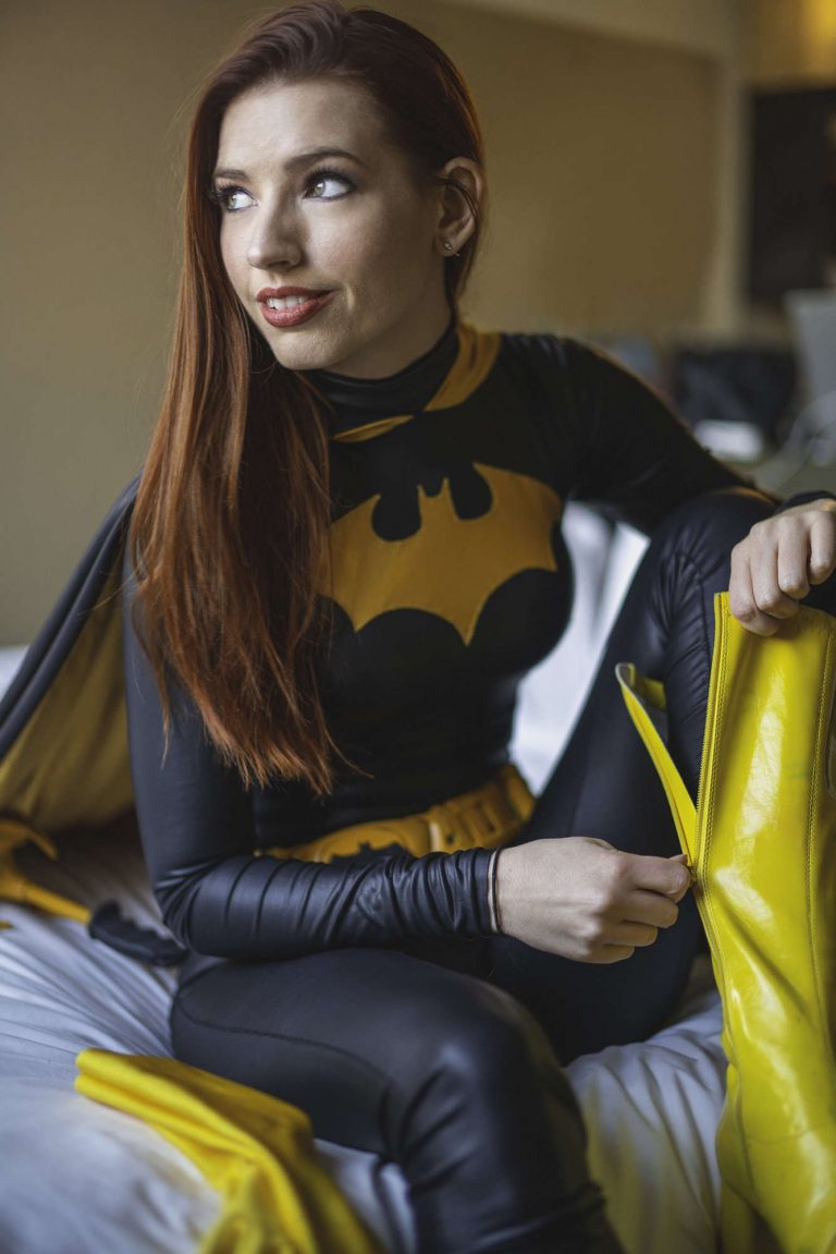 Amanda Lynne Nude Batgirl Nudecosplaygirls Com