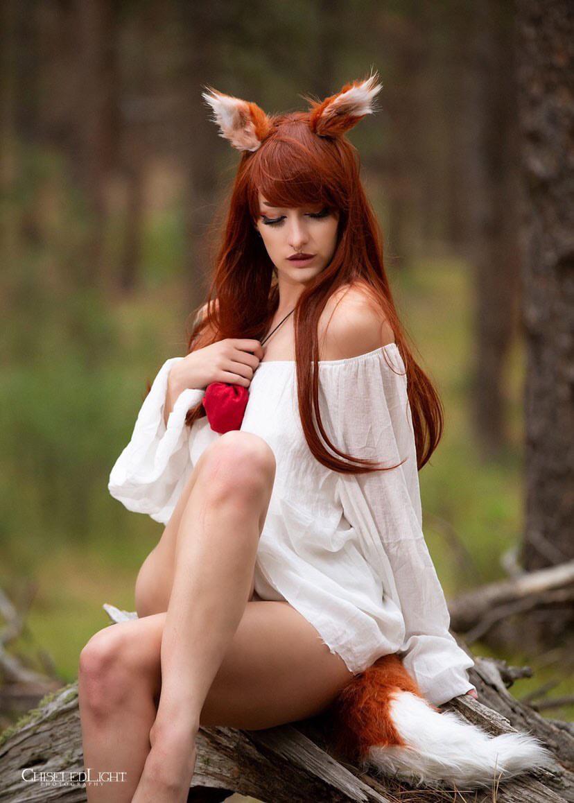 Will you follow this wolf girl into the forest? Holo cosplay by  IPeachySweet - NudeCosplayGirls.com
