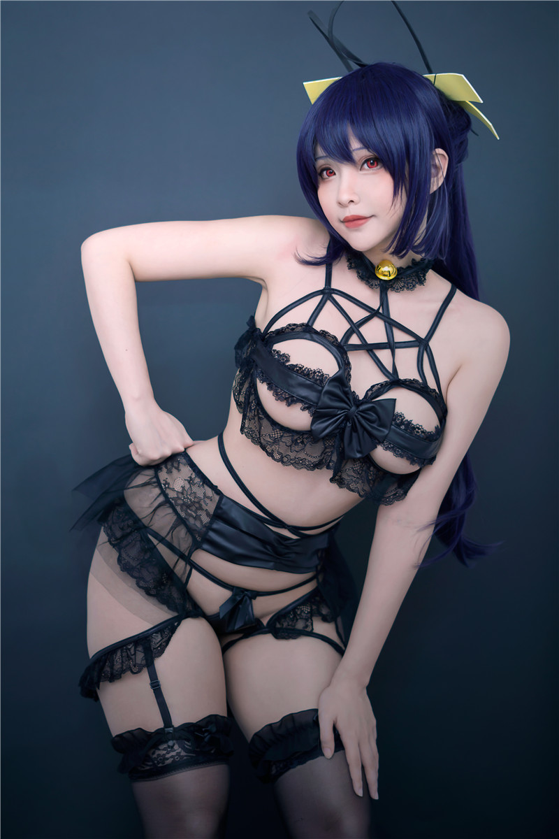 Devil Akeno Lewd Cosplay by Hana Bunny