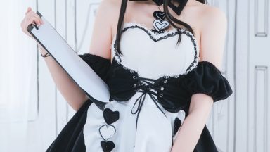 Rioko 凉凉子 – Agir Maid (Azur Lane) Nude - NudeCosplayGirls.com